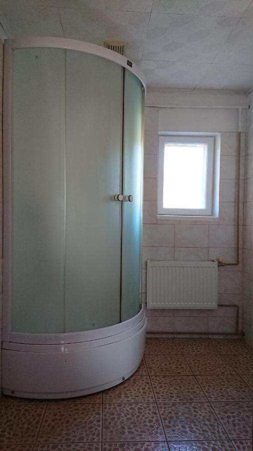 Ferienwohnung Dzivoklis Pirmie Zalmezi Jurkalne Exterior foto